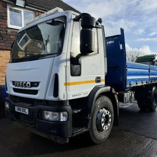 2011 IVECO EUROCARGO 180E25 4X2 TIPPER