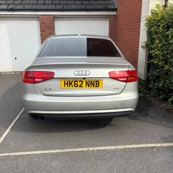 Audi, A4, Saloon, 2013, Semi-Auto, 1968 (cc), 4 doors