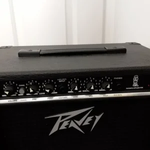 Guitar amplifier, Peavey Rage 158 15w - Image 2