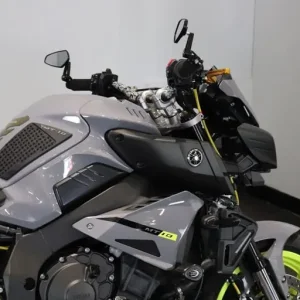 Yamaha MT10 - 2017 - MINT BIKE - FULLY LOADED - FULL SERVICE HISTORY - Image 8