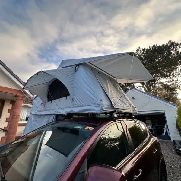 New-Ventura Deluxe 1.4 Roof Top Tent & Annex