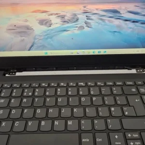 Lenovo V15-ADA Ryzen 5 3500U 12Gb 512Gb SSD 15.6 FHD - Image 2