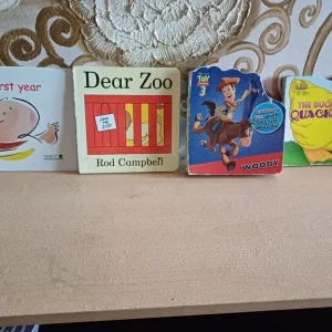 Kids Total 7 books - Image 6