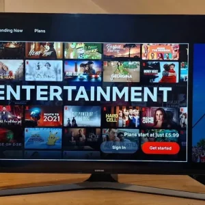 Smart TV Samsung 4k UHD 40 inch Good Working - Image 2