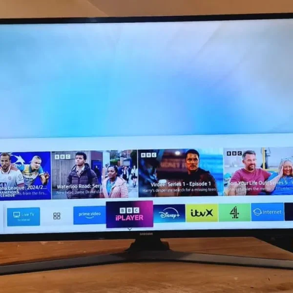 Smart TV Samsung 4k UHD 40 inch Good Working
