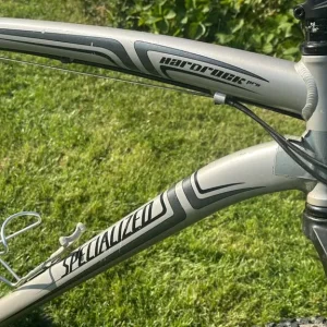 Hardrock Pro Mountain Bike - XL Frame - Image 7