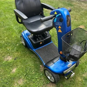 Shoprider 8mph mobility scooter in blue - Image 7
