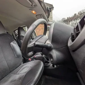 Toyota, AYGO, Hatchback, 2013, Manual, 998 (cc), 5 doors - Image 5