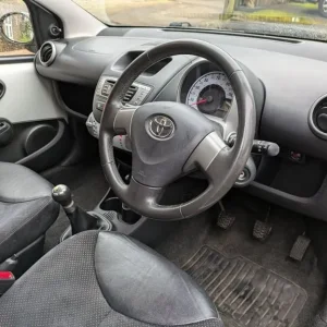 Toyota, AYGO, Hatchback, 2013, Manual, 998 (cc), 5 doors - Image 7