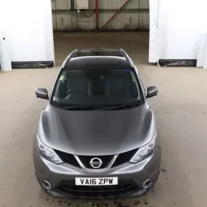 2016 Nissan Qashqai 1.6 dCi Tekna SUV 5dr Diesel XTRON 2WD Euro 6 (s/s) (130 ps) HATCHBACK Diesel... - Image 3