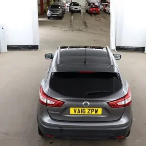 2016 Nissan Qashqai 1.6 dCi Tekna SUV 5dr Diesel XTRON 2WD Euro 6 (s/s) (130 ps) HATCHBACK Diesel... - Image 4