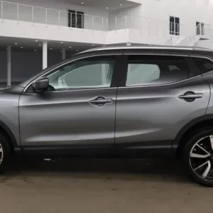 2016 Nissan Qashqai 1.6 dCi Tekna SUV 5dr Diesel XTRON 2WD Euro 6 (s/s) (130 ps) HATCHBACK Diesel... - Image 8