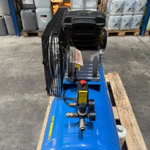 Sgs 150 L air compressor virtually brand-new - Image 6