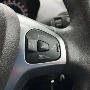 2023 Ford Transit Courier Limited 1.5 TDCi 100ps 6 Speed, DEMO, CRUISE CONTROL, APPLE CARPLAY &am... - Image 8