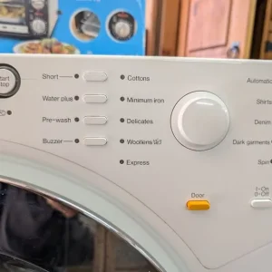 White miele washing machine - Image 4