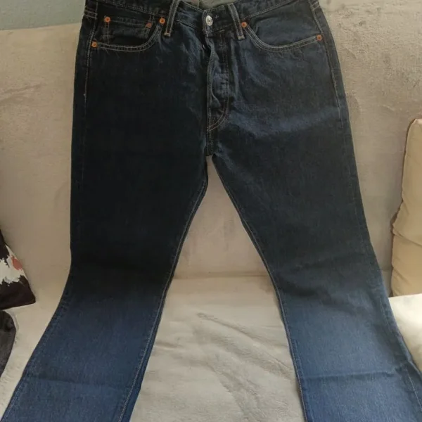 Levi 501 jeans