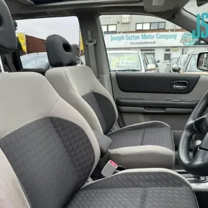 2007 Nissan X-Trail 2.5i Columbia SUV 5dr Petrol Automatic (231 g/km, 165 bhp) SUV Petrol Automatic - Image 8