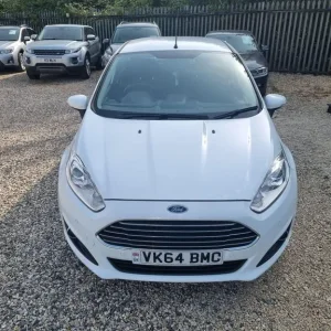2014 Ford Fiesta 1.0T EcoBoost Zetec Euro 5 (s/s) 5dr HATCHBACK Petrol Manual - Image 2