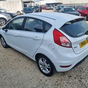 2014 Ford Fiesta 1.0T EcoBoost Zetec Euro 5 (s/s) 5dr HATCHBACK Petrol Manual - Image 4