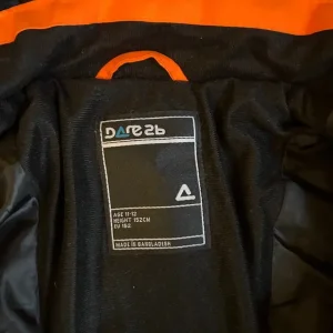 Brilliant unisex ski bundle for kids. - Image 6