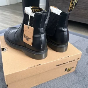 Dr Martens AirWair Boots - Black - Size 7 - Image 6