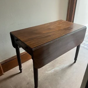 Antique/Victorian Pembroke Folding Table with Drawer