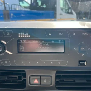 2020 Vauxhall Combo 2300 1.5 Turbo D 100ps H1 Edition Van PANEL VAN Diesel Manual - Image 6