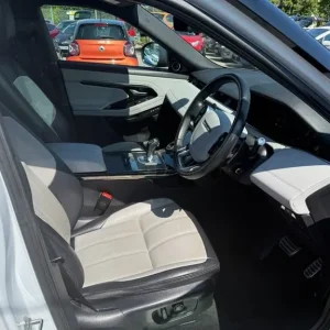 2019 Land Rover Range Rover Evoque FIRST EDITION Estate Diesel Automatic - Image 7