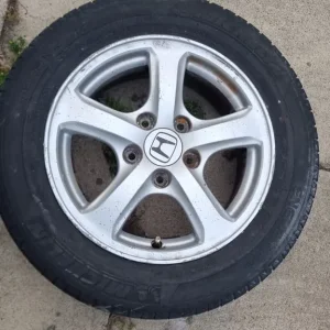 Honda civic mk8 wheels (can deliver)