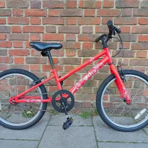 20" Apollo Envy 1-speed Steel Kids Bike – Pink, for ages 6-9 - Image 2