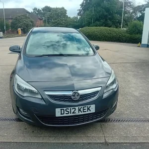 2012 Vauxhall Astra 1.6i 16V Exclusiv 5dr HATCHBACK Petrol Manual - Image 6