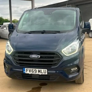 2020 Ford Transit Custom 2.0 320 EcoBlue Trend Panel Van 5dr Diesel Manual L1 H1 Euro 6 (s/s) (10... - Image 8