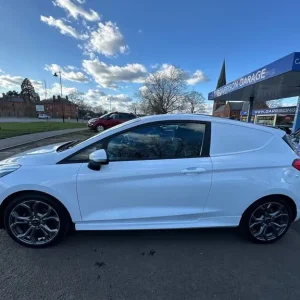 2021 Ford Fiesta SPORT-VAN Hatchback Petrol/Ele Manual - Image 2
