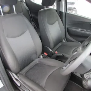 2017 Vauxhall Viva SE Used Hatchback Petrol Manual - Image 6