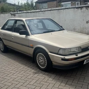 Toyota Camry 1987 2.0 gli executive auto 4 doors