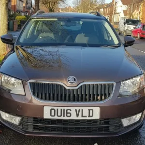 2016 Skoda Octavia 1.6 TDI Business Estate DSG - Image 2