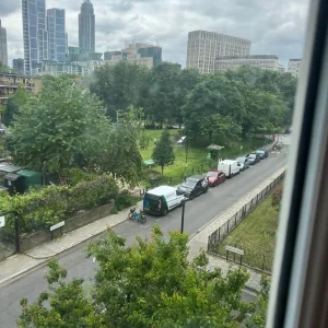 Cosy Double Room with Wood Floor and Big Window - Image 2
