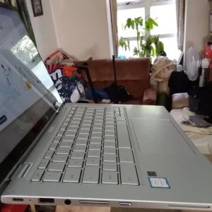 ASUS Chrome Notebook C433T - Image 4