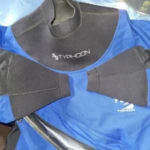 Typhoon Ezeedon dry suit size small unused with tags - Image 4