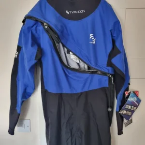 Typhoon Ezeedon dry suit size small unused with tags