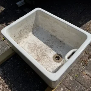 Deep Kitchen Sink - Image 5