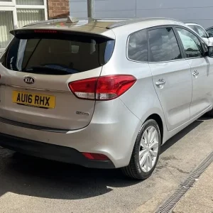 2016 Kia Carens CRDi 3 MPV Diesel Manual - Image 6