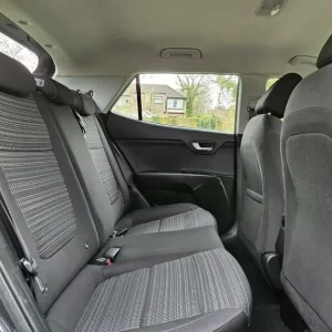 2018 Kia Stonic 1.4 2 Euro 6 (s/s) 5dr HATCHBACK Petrol Manual - Image 5