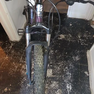 Carrera hellkat 29" ladies bike - Image 5