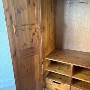 Oak wardrobe - Image 2