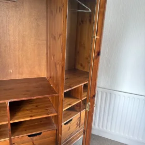 Oak wardrobe - Image 4
