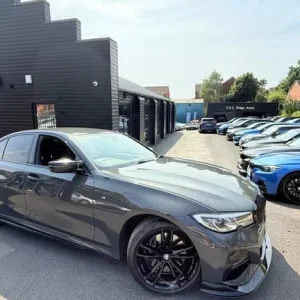 2020 BMW 3 Series 2.0 320i M Sport Plus Edition Auto xDrive Euro 6 (s/s) 4dr Saloon Petrol Automatic - Image 2