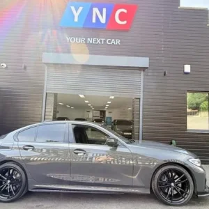 2020 BMW 3 Series 2.0 320i M Sport Plus Edition Auto xDrive Euro 6 (s/s) 4dr Saloon Petrol Automatic - Image 3