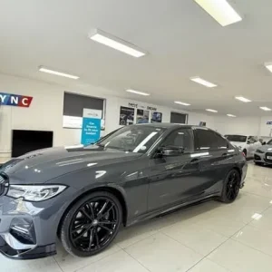 2020 BMW 3 Series 2.0 320i M Sport Plus Edition Auto xDrive Euro 6 (s/s) 4dr Saloon Petrol Automatic - Image 8