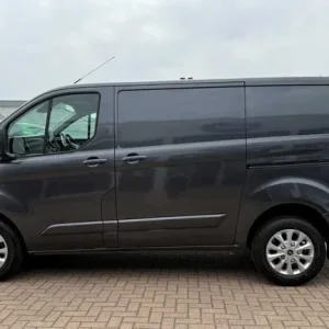 2020 Ford Transit Custom 2.0 EcoBlue 130ps Low Roof Limited Van Van Diesel Manual - Image 4